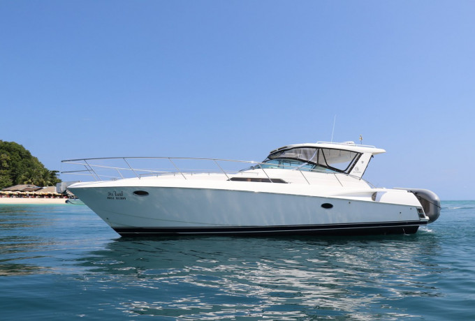 Riviera Sport Cruiser M400 Avalon